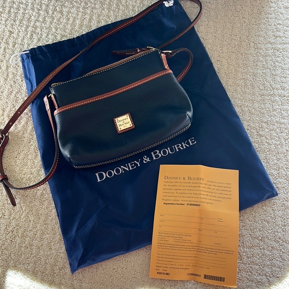Dooney & Bourke Handbags - Dooney & Bourke Ginger pouchette